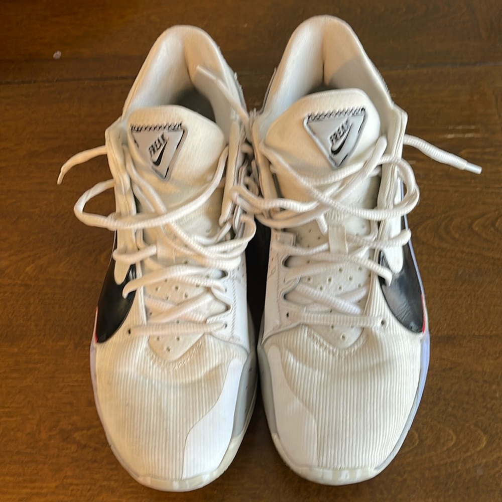 Nike Freak 2 Giannis Signature Shoe Series